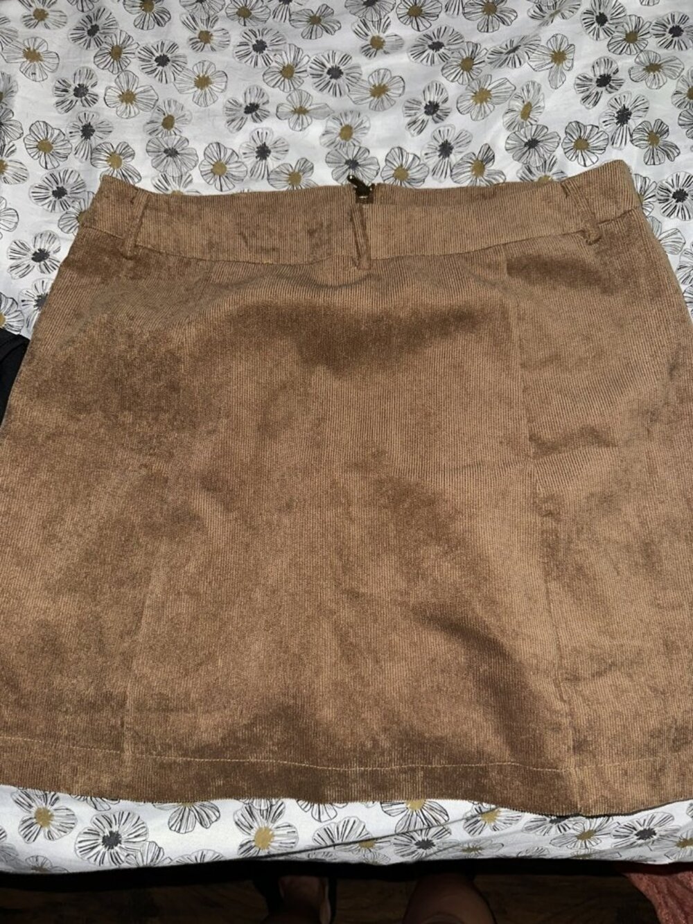 QED London Tan Suede Cargo Mini Skirt, Sz EU40/US8